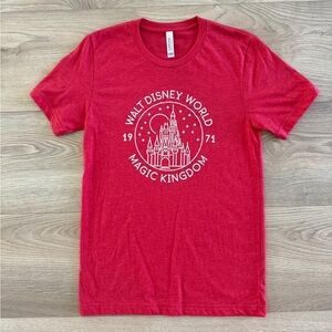 Disney World Magic Kingdom t shirt